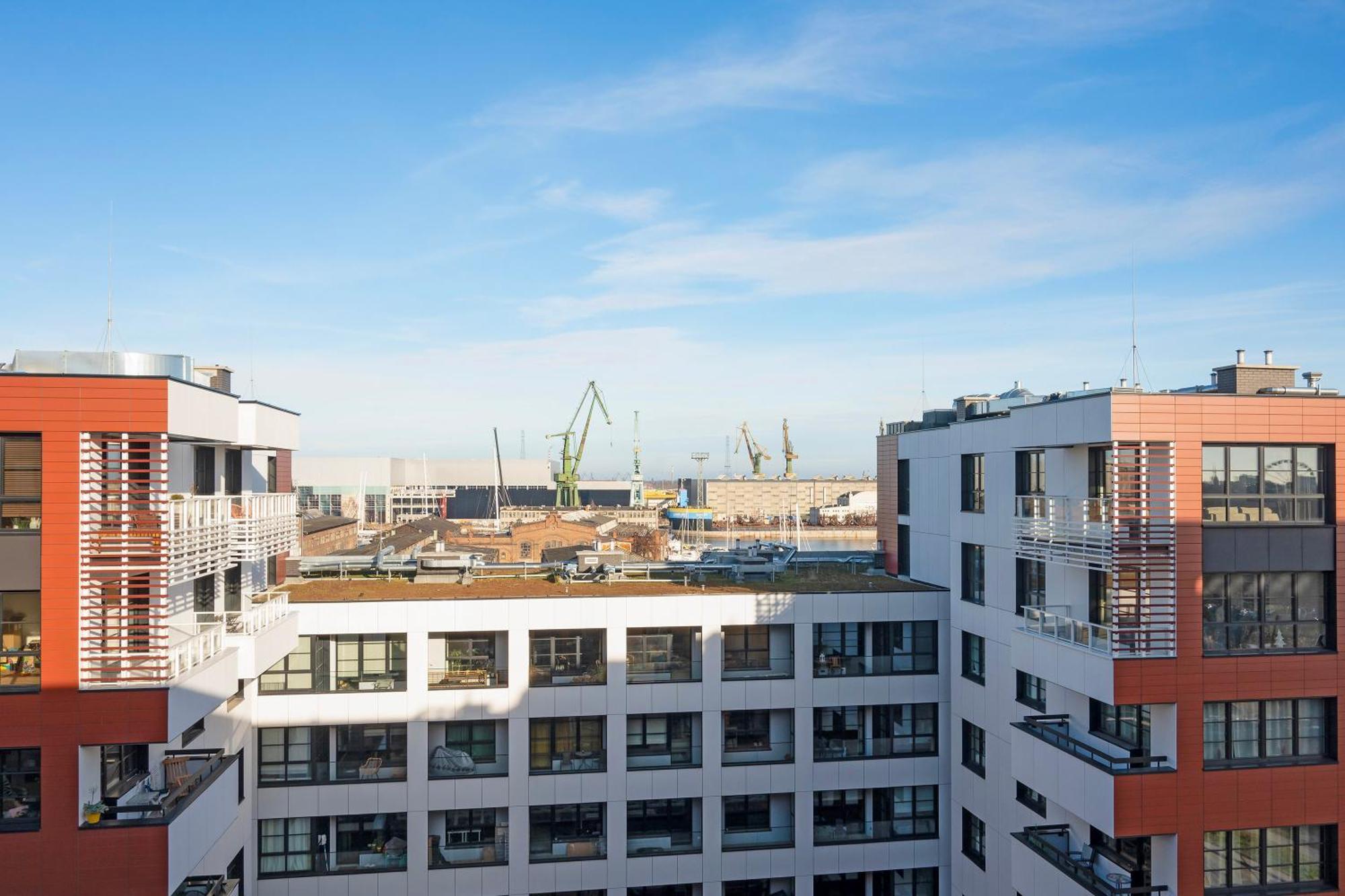Doki Living - Foodhall & Parking By Downtown Apartments Gdansk Exterior photo
